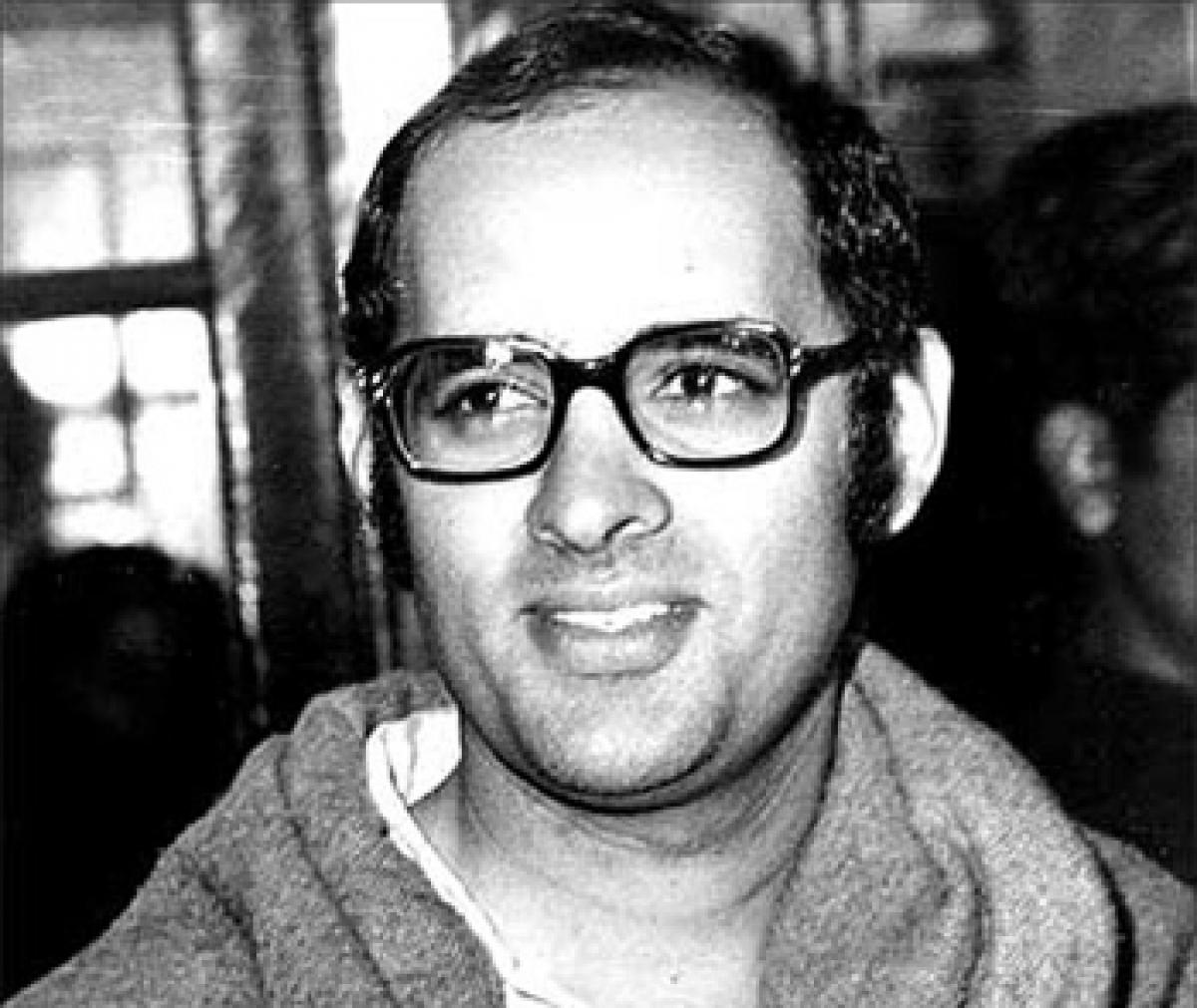 Hansal Mehta to direct Sanjay Gandhi biopic